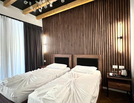Twin Rooms